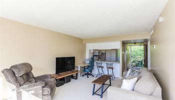 Makaha Valley Towers condo # G828, Waianae, Hawaii - photo 2 of 25