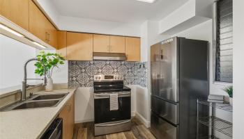 Makaha Valley Towers condo # 434, Waianae, Hawaii - photo 4 of 13