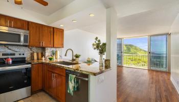 Makaha Valley Towers condo # J633, Waianae, Hawaii - photo 2 of 25