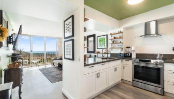 Makaha Valley Towers condo # J634, Waianae, Hawaii - photo 3 of 20