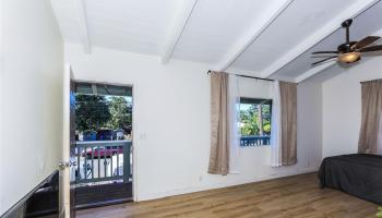 84-924  Hana St Makaha, Leeward home - photo 5 of 24