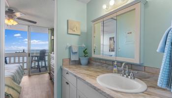 Makaha Beach Cabanas condo # B915, Waianae, Hawaii - photo 6 of 20