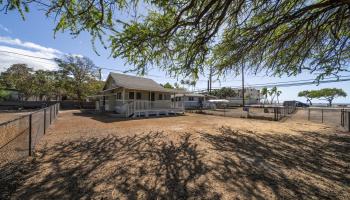 85-106 Farrington Hwy Waianae - Rental - photo 2 of 25