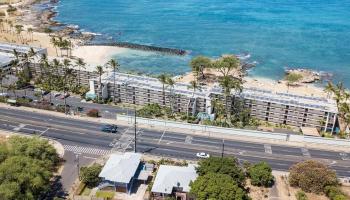 Makaha Surfside condo # B318, Waianae, Hawaii - photo 4 of 11 Makaha Surfside condo # B318, Waianae, Hawaii - photo 4 of 11