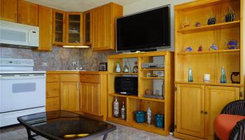 Makaha Surfside condo # B417, Waianae, Hawaii - photo 3 of 11 Makaha Surfside condo # B417, Waianae, Hawaii - photo 3 of 11