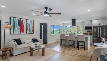 855  Kainoa Place Aina Haina Area, Diamond Head home - photo 3 of 25