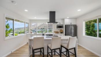 855  Kainoa Place Aina Haina Area, Diamond Head home - photo 5 of 25