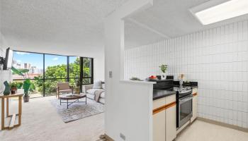 Crystal Park condo # 409, Honolulu, Hawaii - photo 5 of 22