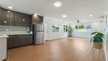 87-102  Kulaaupuni Street Maili, Leeward home - photo 6 of 25