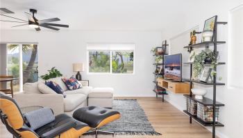 87-1022  Kahiwelola Street Maili, Leeward home - photo 5 of 25