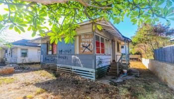 87-1469  Akowai Road Maili, Leeward home - photo 3 of 11