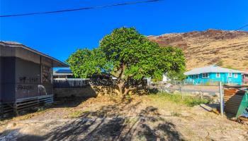 87-1469 Akowai Road Maili, Leeward home - photo 6 of 11