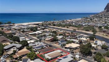 87-1727  Mohihi Street Maili, Leeward home - photo 2 of 15