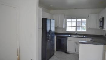 87-1976  Pakeke St Maili, Leeward home - photo 4 of 10