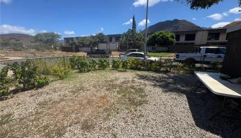 Puu Haleakala Association townhouse # 4, Waianae, Hawaii - photo 4 of 13