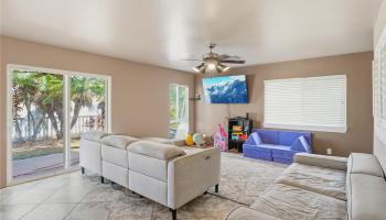 87-2201  Pakeke Street Maili, Leeward home - photo 3 of 25