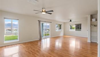 87-2229  Pakeke Street Maili, Leeward home - photo 5 of 25