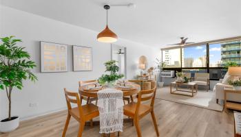 Royal Capitol Plaza condo # 1409, Honolulu, Hawaii - photo 5 of 23