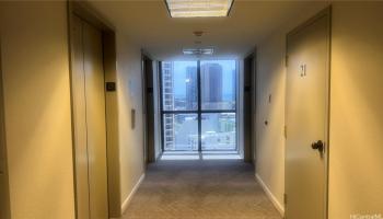 Royal Capitol Plaza condo # 2107, Honolulu, Hawaii - photo 5 of 6
