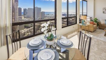 Photo of Royal Capitol Plaza