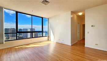 Royal Capitol Plaza condo # 4002, Honolulu, Hawaii - photo 4 of 25