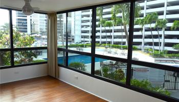 Royal Capitol Plaza condo # 706, Honolulu, Hawaii - photo 1 of 1