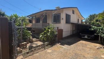 87-937  Hakeakea Street Maili, Leeward home - photo 2 of 21