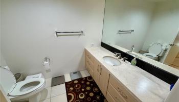 Hawaiki Tower condo # 1802, Honolulu, Hawaii - photo 5 of 10