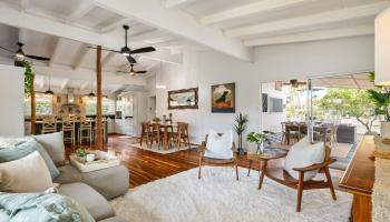 880  Akiu Place Enchanted Lake, Kailua home - photo 2 of 25
