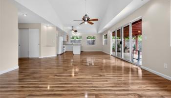 886  Mahealani Street Makawao, Maui home - photo 5 of 25