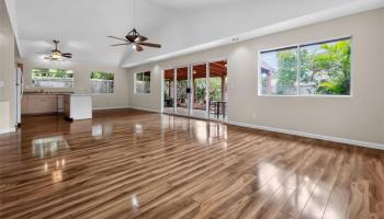 886  Mahealani Street Makawao, Maui home - photo 6 of 25