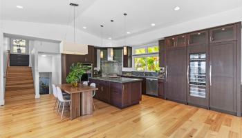 888  Ahuwale Street Aina Haina Area, Diamond Head home - photo 2 of 24