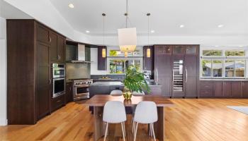 888  Ahuwale Street Aina Haina Area, Diamond Head home - photo 3 of 24