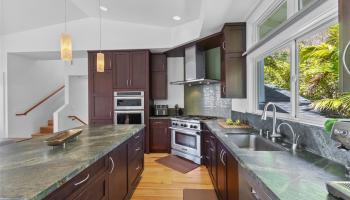 888  Ahuwale Street Aina Haina Area, Diamond Head home - photo 5 of 24