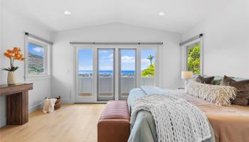 888  Ahuwale Street Aina Haina Area, Diamond Head home - photo 6 of 24