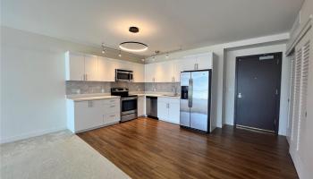 888 Kapiolani Blvd Honolulu - Rental - photo 2 of 10