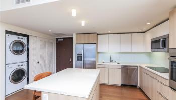 888 Kapiolani Blvd Honolulu - Rental - photo 3 of 17