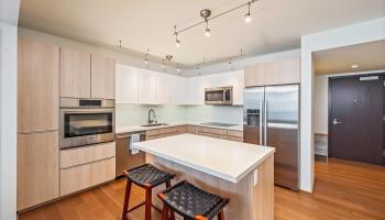 888 Kapiolani Blvd Honolulu - Rental - photo 2 of 25