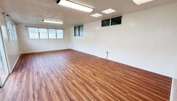 90 Makaweo Ave Wahiawa - Rental - photo 5 of 25