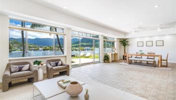 902 Wanaao Road Enchanted Lake, Kailua home - photo 3 of 25 902 Wanaao Road Enchanted Lake, Kailua home - photo 3 of 25