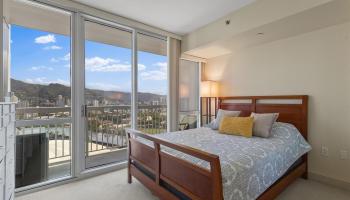 909 Kapiolani condo # 2207, Honolulu, Hawaii - photo 4 of 19