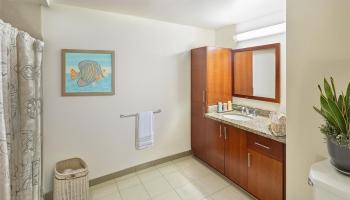 909 Kapiolani condo # 2507, Honolulu, Hawaii - photo 5 of 23