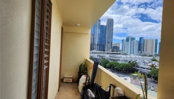 Sandalwood condo # 1008, Honolulu, Hawaii - photo 3 of 10