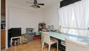 Sandalwood condo # 1008, Honolulu, Hawaii - photo 5 of 12