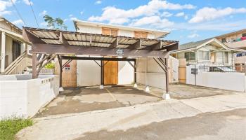 910 Factory Street Honolulu - Multi-family - photo 1 of 19