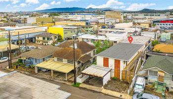 910 Factory Street Honolulu - Multi-family - photo 3 of 19