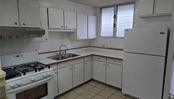 Holiday Parkway condo # 303, Honolulu, Hawaii - photo 2 of 15