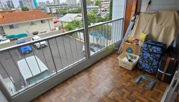 Holiday Parkway condo # 303, Honolulu, Hawaii - photo 4 of 15