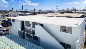 910 Kopke St Honolulu - Multi-family - photo 2 of 9