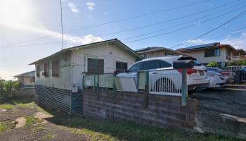 911  Luka Street Kamehameha Heights, Honolulu home - photo 4 of 14